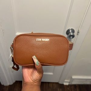 NWT Cognac Steve Madden Belt Mag (Med)